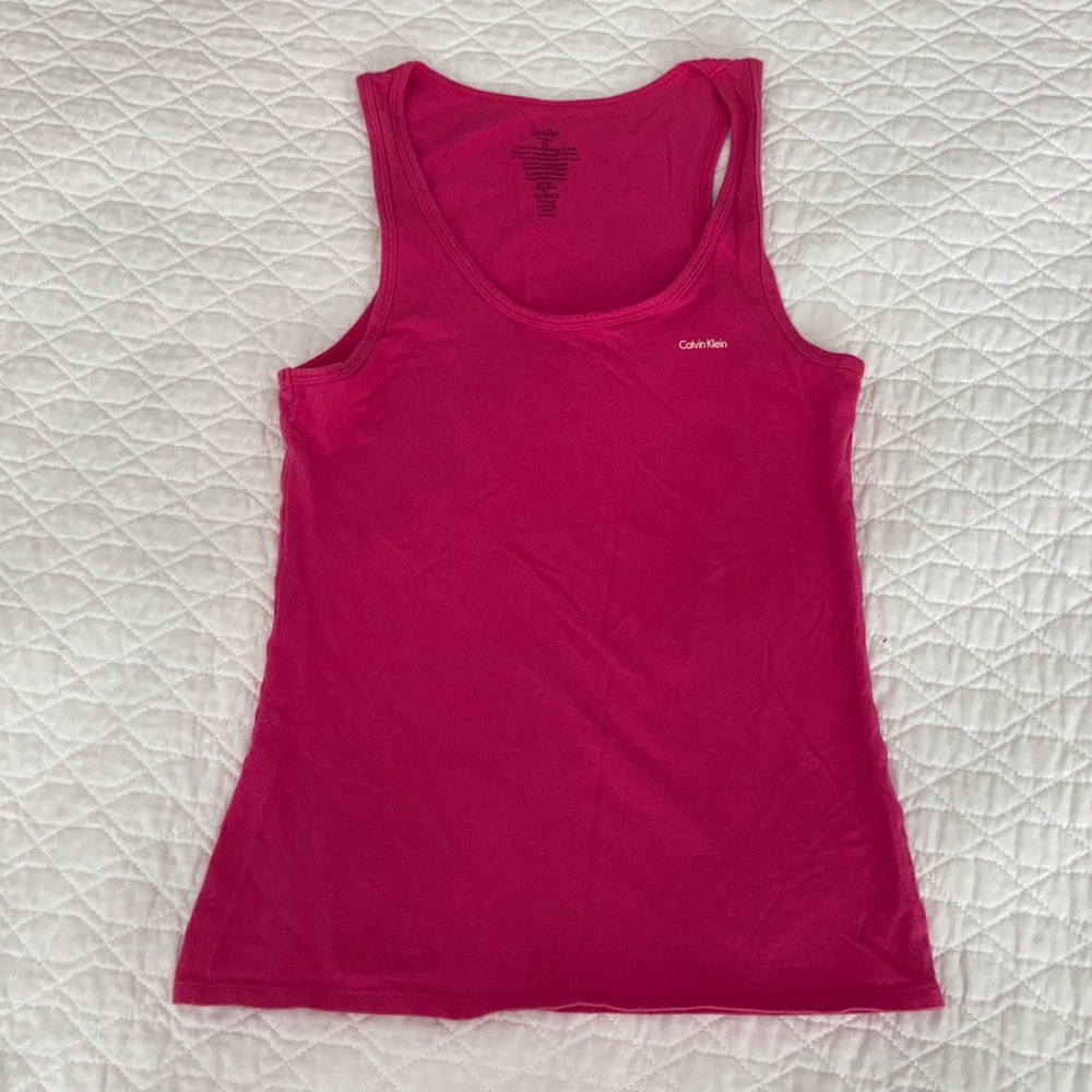 Pink tank